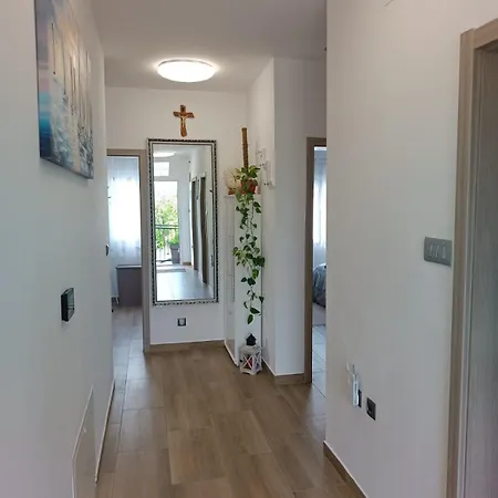 Peaceful Family With Garden, Terrace & Bbq Near Zadar & Nin Podgradina (Posedarje)