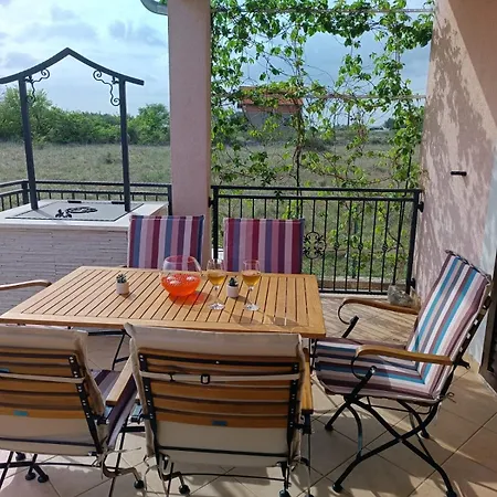 Peaceful Private Near Zadar & Nin With Garden, Terrace & Bbq